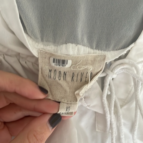 Moon River White Blouse - Picture 6 of 6